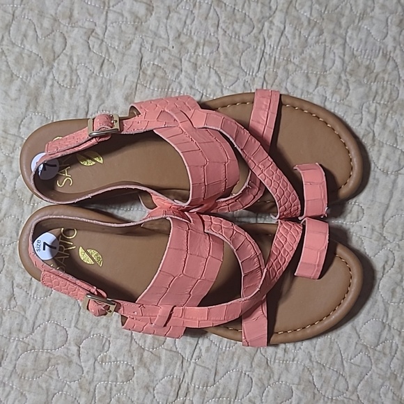 Franco Sarto, Gia Sandals Size 7 - Picture 2 of 6